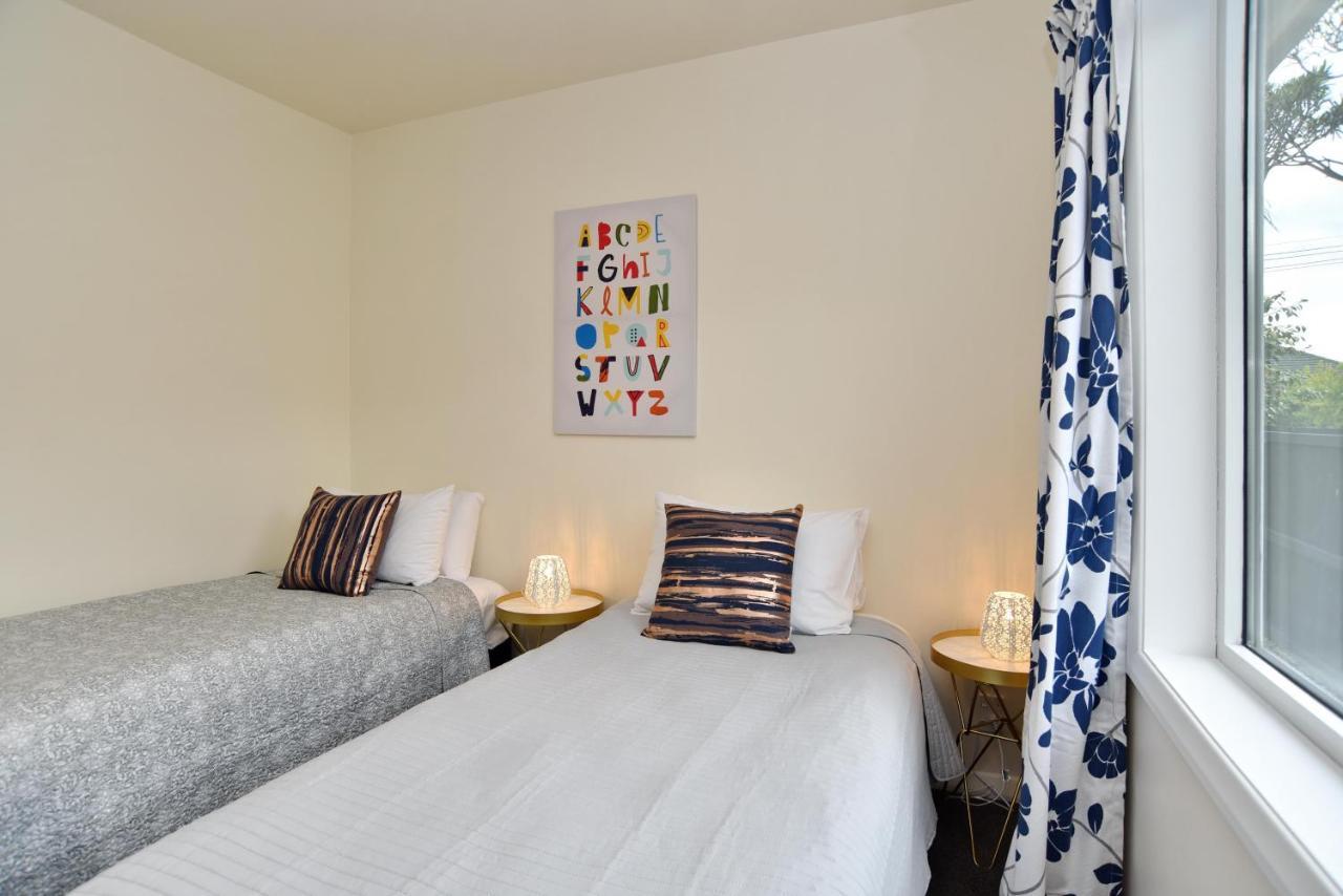 Weston Villa - Spacious & Family Friendly - Bookahome 基督城 外观 照片