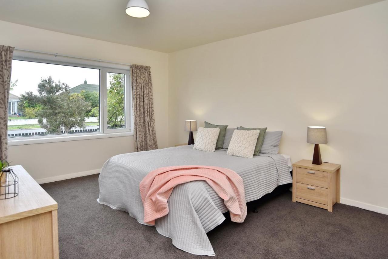 Weston Villa - Spacious & Family Friendly - Bookahome 基督城 外观 照片