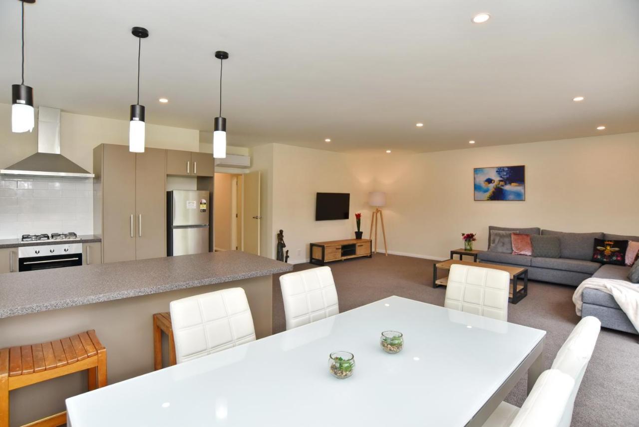 Weston Villa - Spacious & Family Friendly - Bookahome 基督城 外观 照片