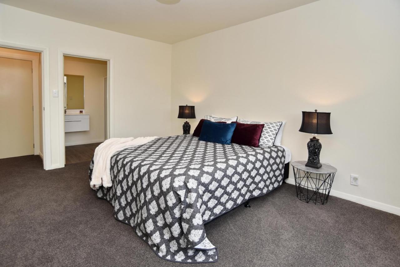 Weston Villa - Spacious & Family Friendly - Bookahome 基督城 外观 照片